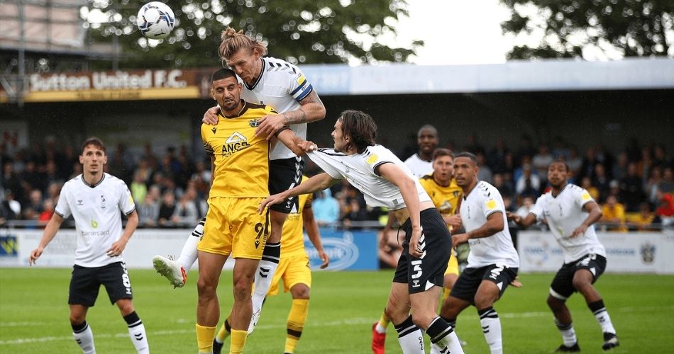 Oldham Athletic vs Sutton United Match Analysis and Prediction - Real Madrid